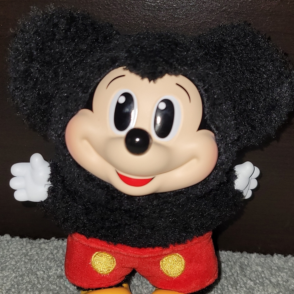 Pop Mart Mickey Family Mickey